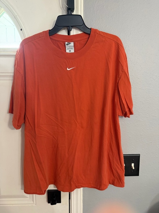 Nike Tops - Nike Shirt